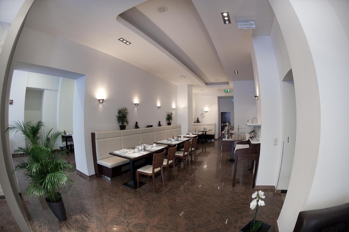 Hotel Aurora 3*